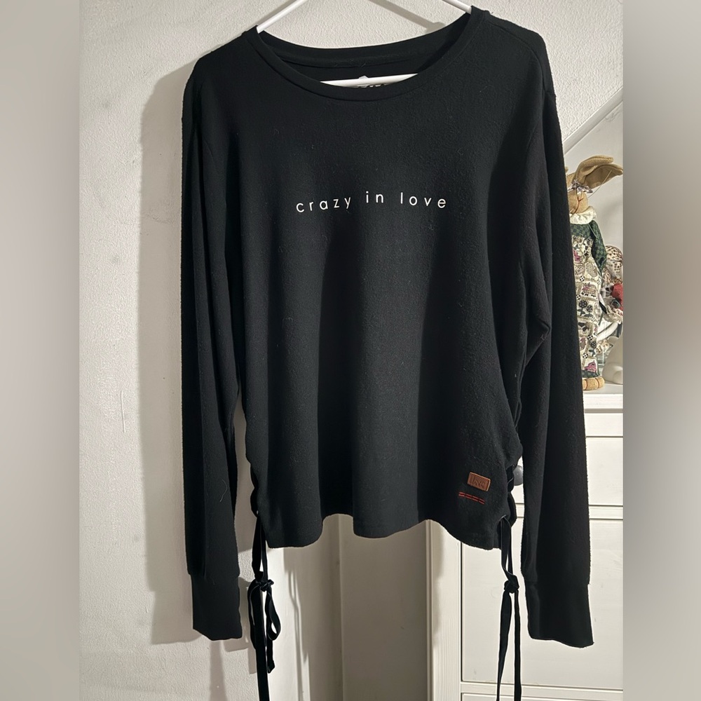 Peace Love World Black "crazy in love" Long Sleeve Tie-Hem Top
